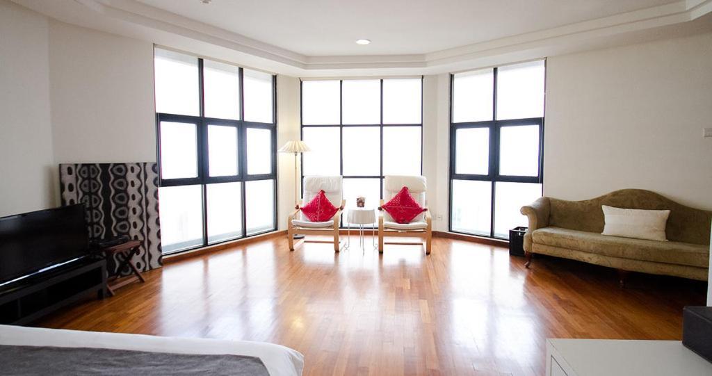 Katil Penthouse In The City